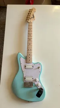 Squier Mini Jazzmaster HH MN Surf Green Elektromos gitár