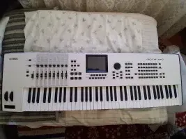 YAMAHA Motif XF7 White Syntetizátor - GTR77 [Today, 7:10 pm]
