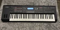 YAMAHA MOX6