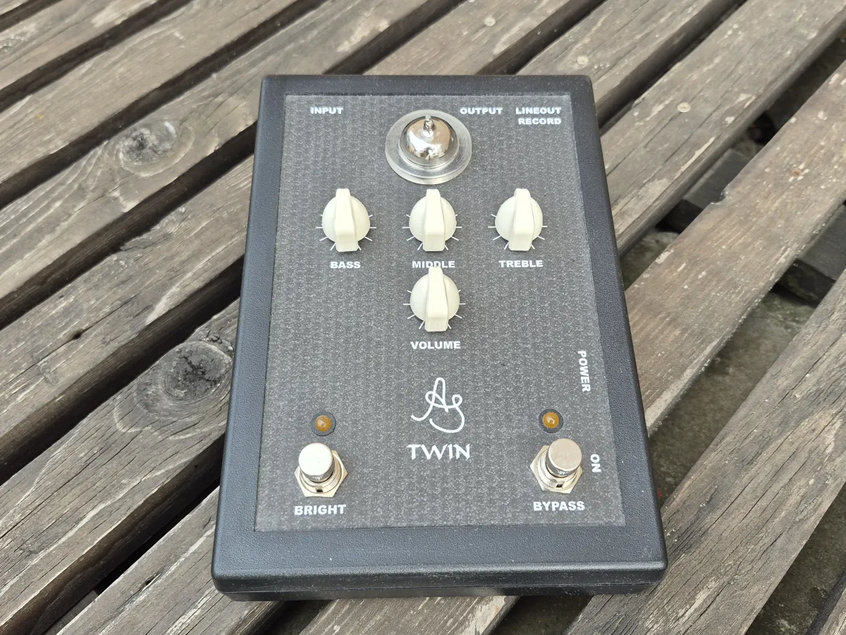 - A.S.  TWIN Preamp pedal