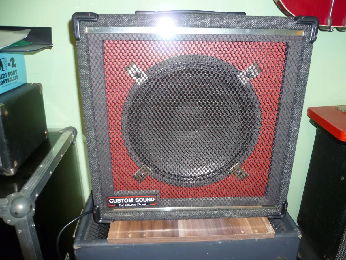 -  Guitar combo amp