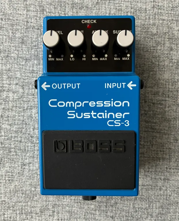 BOSS CS-3 Kompresszor