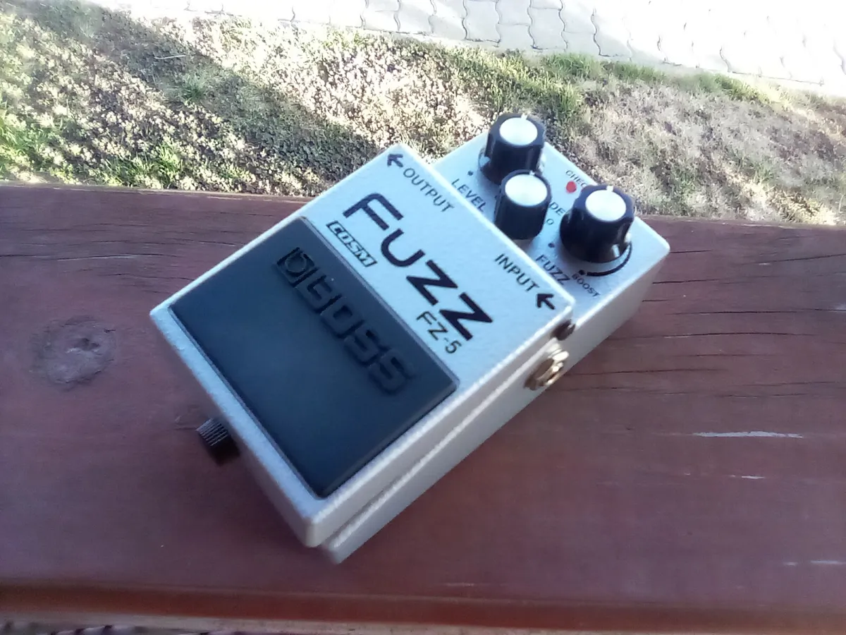 BOSS FZ 5 Effect pedal
