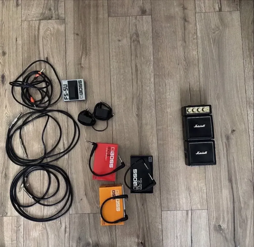 BOSS Pedálok RC-2, ML-2, DS-1, Bundle