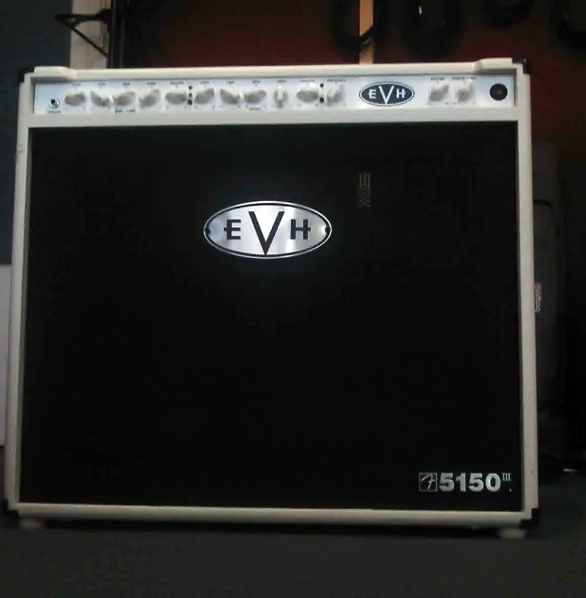 EVH 5150 III 6L6 3 csatornás 50 W 2x12 Kombinovaný zosilňovač pre gitaru