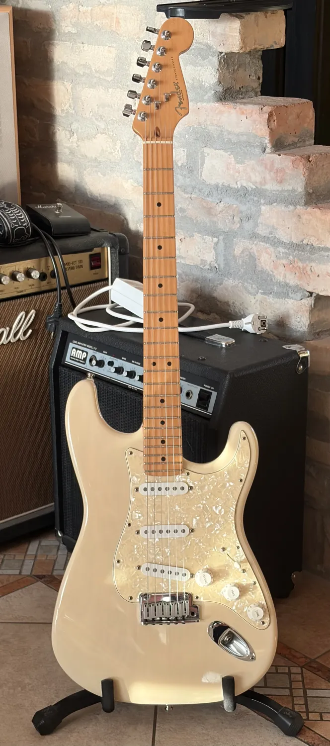 Fender Stratocaster American Standard E-Gitarre