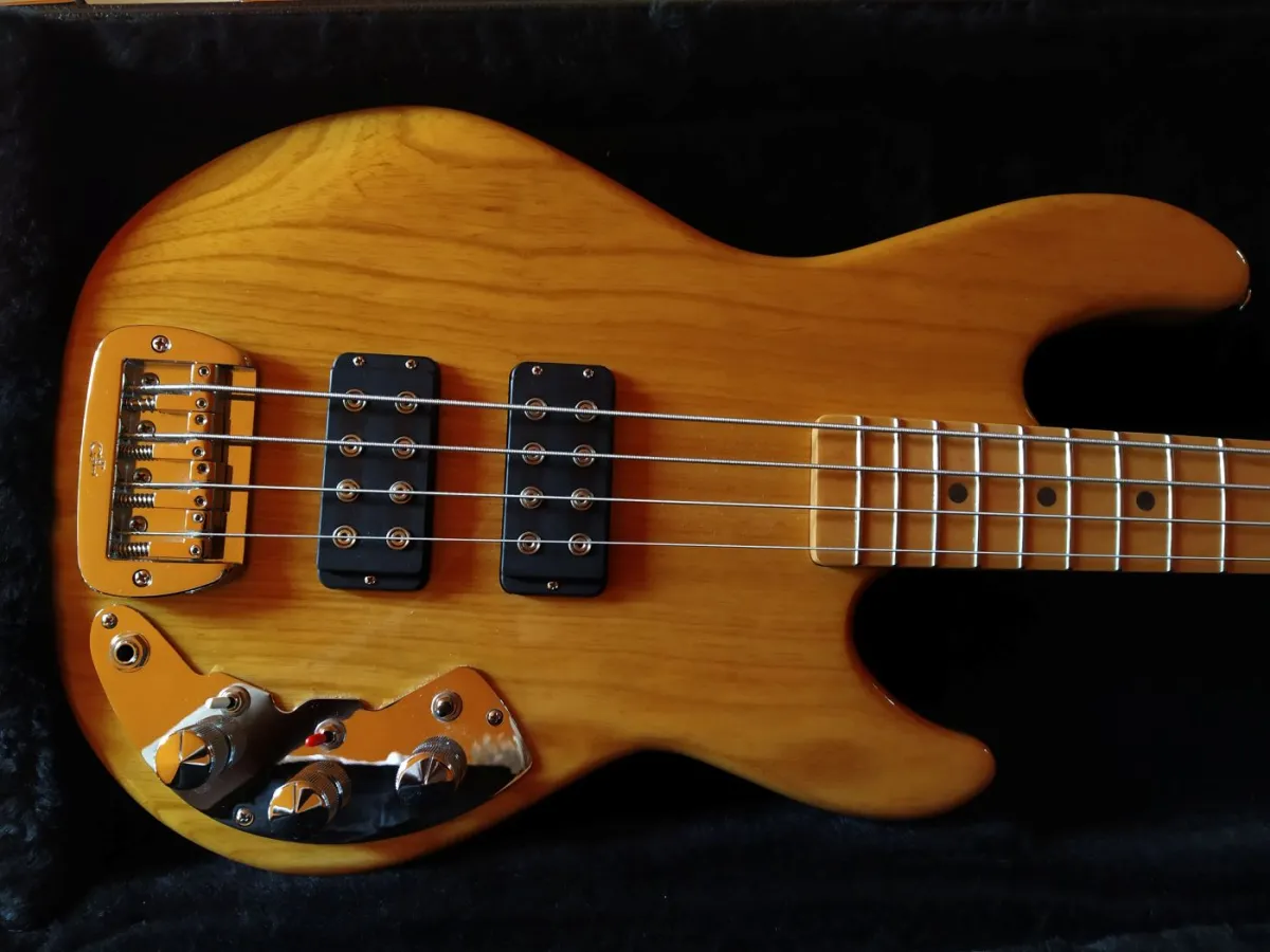 G&L L-2000 USA Bajo eléctrico