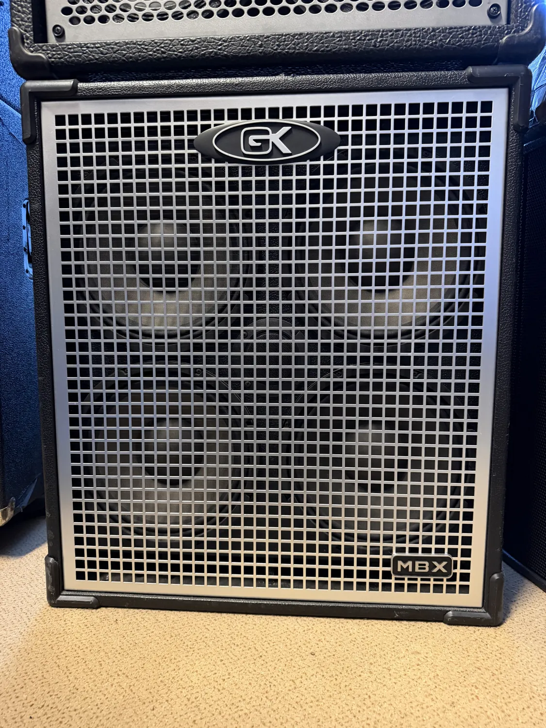 Gallien-Krueger MBX 410 Bass amplifier head and cabinet