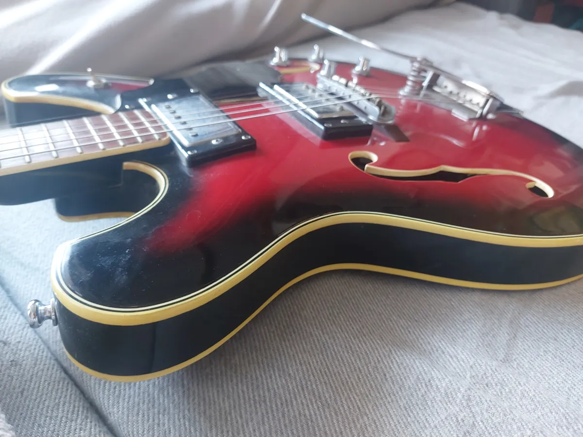 Ibanez 1910 Guitarra eléctrica