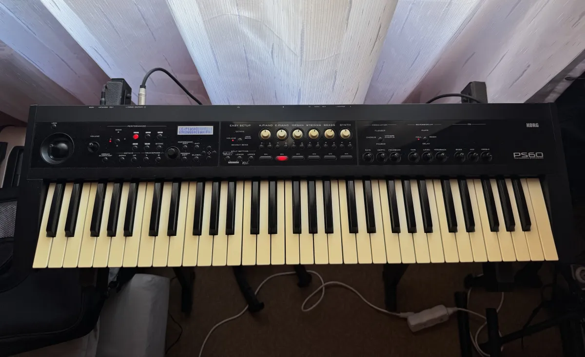 Korg PS60 Sintetizador analógico