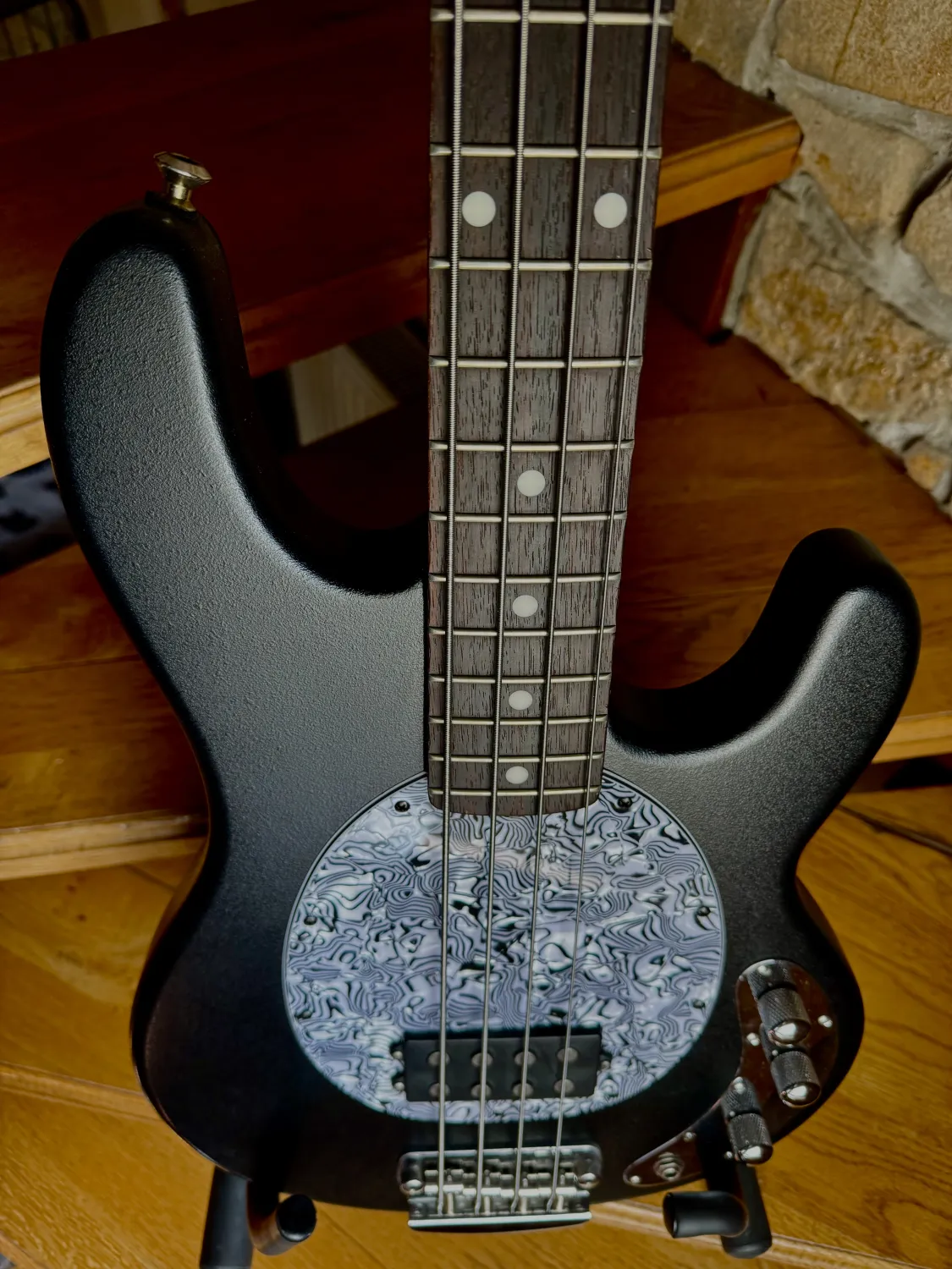 Music Man Ernie Ball SUB USA Basszusgitár