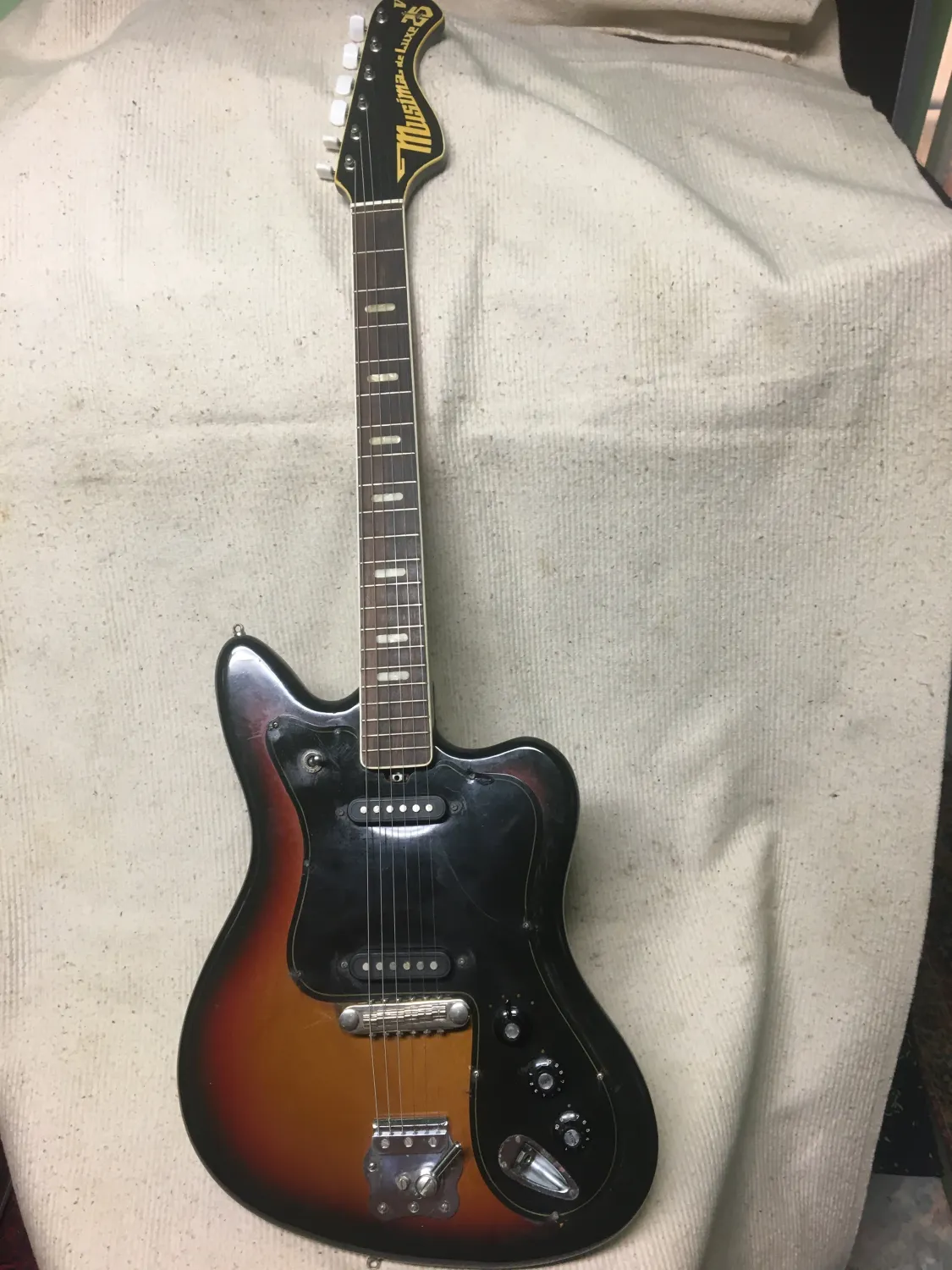 Musima De luxe 25V Guitarra eléctrica