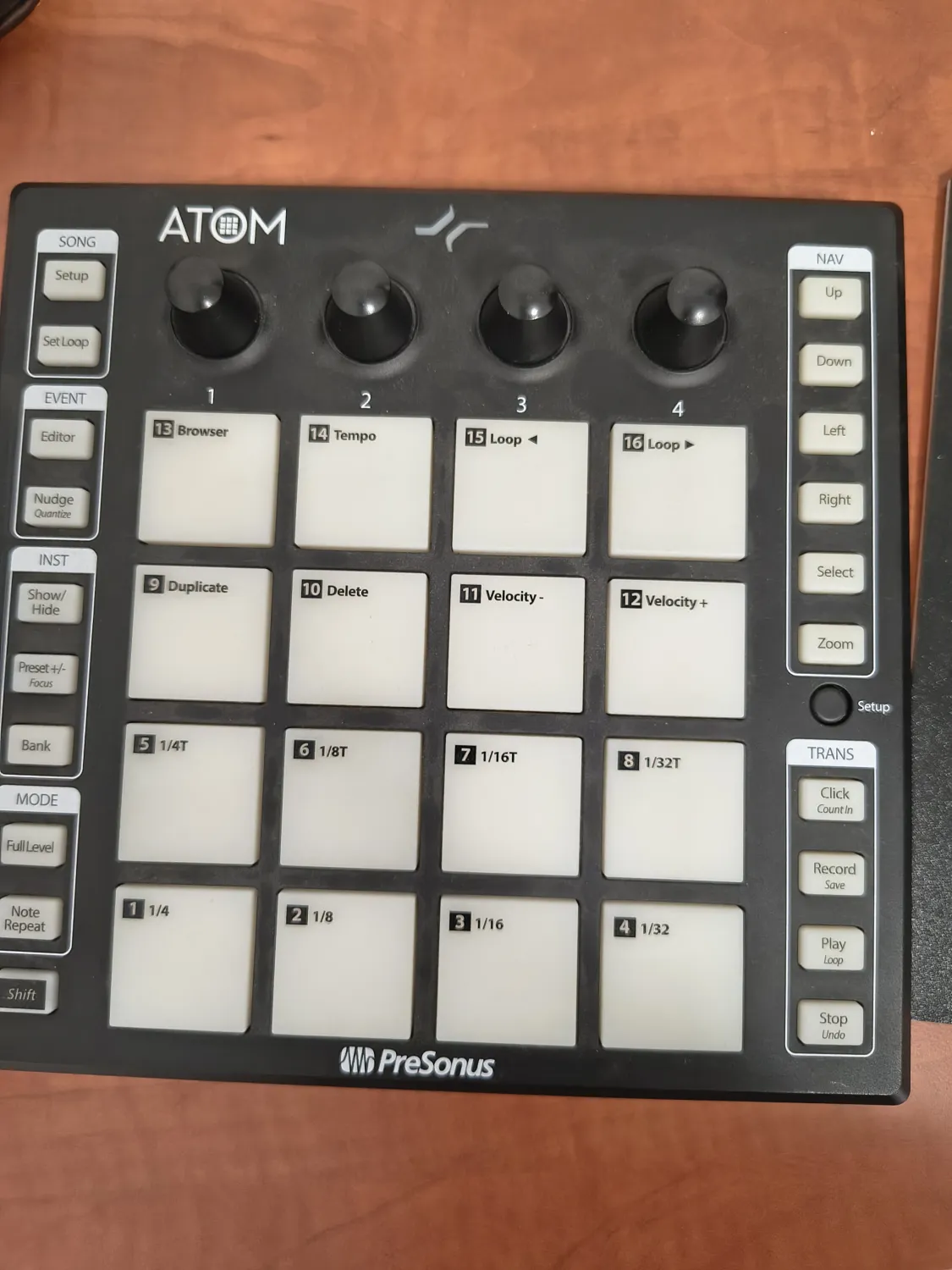Presonus Atom MIDI kontroller