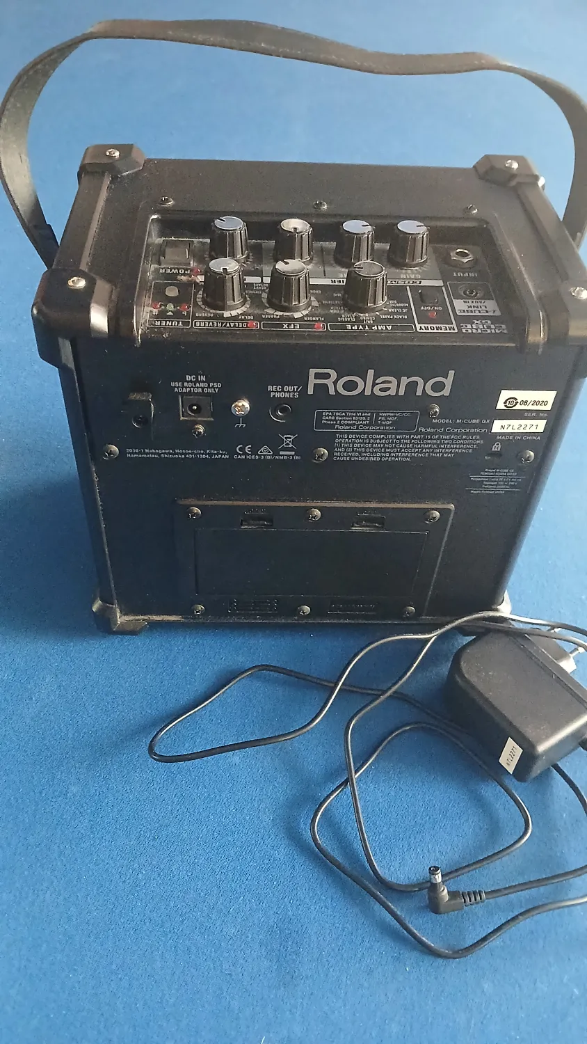 Roland Micro Cube  GX Guitar amplifier