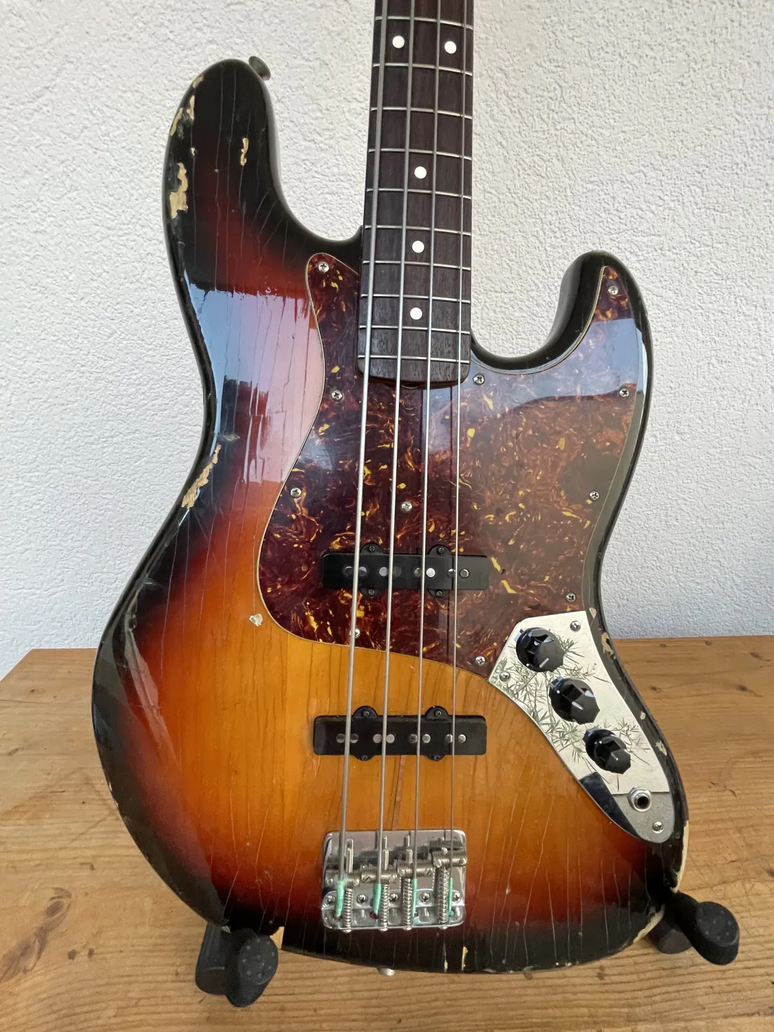 Squier JV széria Jazz bass 1983 MIJ Bass Gitarre