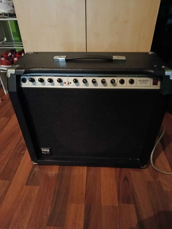 Stage line GA 1240R Gitárkombó