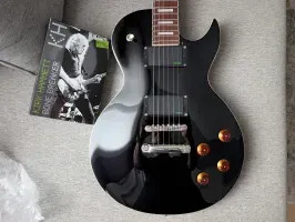 Cort CR200 EMG Kirk Hammet Bone Breakers E-Gitarre - Tamás74 [Today, 3:55 pm]