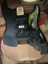 Fender FSR  Standard Stratocaster Test - compactegon [Ma, 08:09]