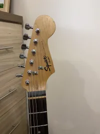 Eladó Fender Squier gitárom!Tanulóként vettem még most is az vagyok:)Van hozzá egy Behringer erősítöm is 20W-os!Szállításban szivesen segítek!Ha felkeltette az érdeklődésed keress bizalommal [...]
