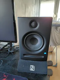 Presonus Eris E5