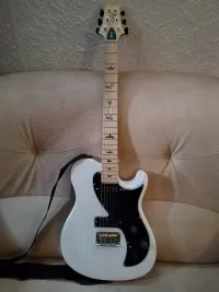 PRS SE 