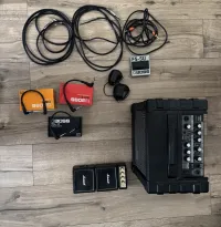 Roland Cube 20X + Boss pedálok RC-2, ML-2, DS-1,