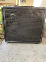 Stagg 60 BA basszkombó ládája 4ohm-os saját hangszórójával vihető. Ki mennyit adna érte? Tényleg mondjuk már 10 gombbért odaadom, de alkudj!!! 1x12 gitárládának használtam gitár hangszóróval, de már csak a [...]