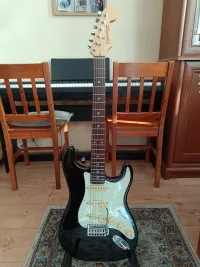 - Fleetwood Stratocaster