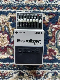 BOSS GE-7  Effekt pedál Equalizer