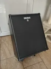 BOSS Katana 210 Bass