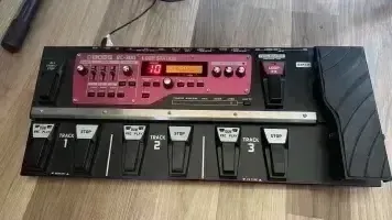 BOSS RC-300