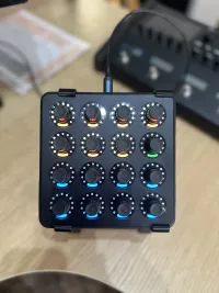 DJ TechTools Fighter Twister állvánnyal MIDI kontroller - Bordan [Ma, 07:18]