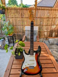 Fender Player II Balkezes elektromos gitár - DH [Ma, 22:34]