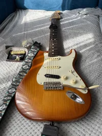 I have a Fender Performer stratocasterAmazing, classic strat sound on the Single coil positions and some heavier tones on the bridge with the Dimarzio pickupDimarzio Super distortion S in the [...]