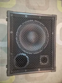 Házi készítésű 250W 112 8Ohm Basszus láda - Vágó Péter [Ma, 18:55]