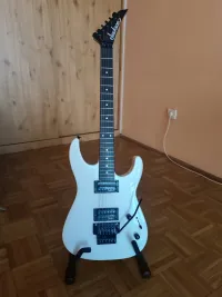 Jackson Js 11 Floyd Rose E-Gitarre - Pock Tamas [Today, 11:29 am]