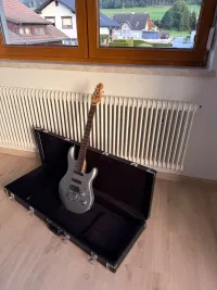 Music Man Luke 2003