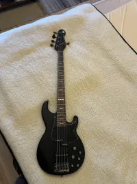 YAMAHA BB 735a Basszusgitár 5 húros - Gabb Kristóf Szilárd [Ma, 08:27]