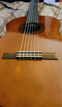 YAMAHA C40 gyönyörű állapotú 44 nylonhúros magasfényű Klasszikus gitár - J B [Ma, 20:07]