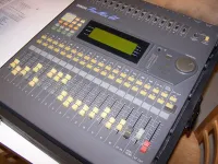 YAMAHA Pro Mix 01 Japán 16 Csatornás Digitális