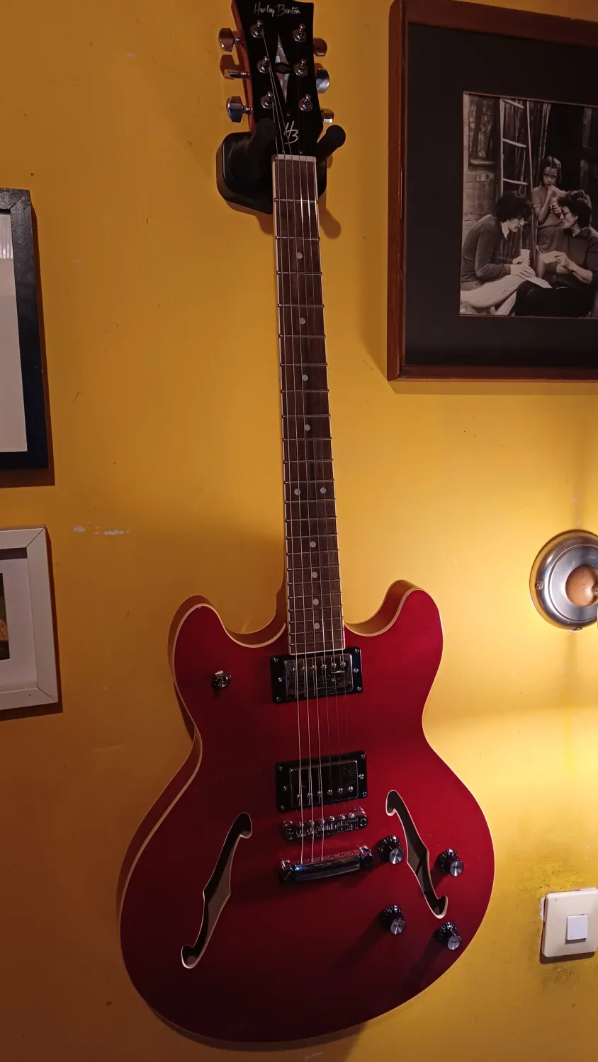 Harley Benton HB-35 CH Vintage Series Elektroakusztikus gitár