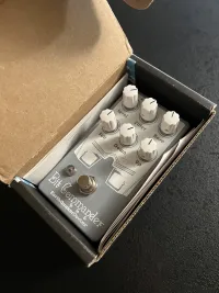 EarthQuaker Devices Bit commander Effect pedal - Dino [Today, 5:04 pm]