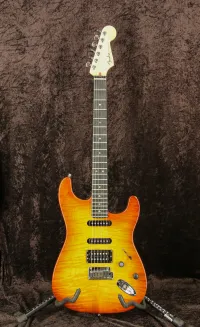 Fender AM DLX QMT HSS Strat 2007