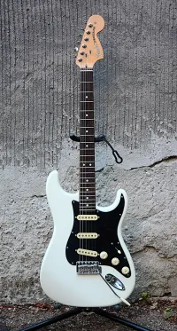 Fender American Performer Stratocaster