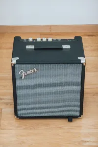 Fender Rumble 25 Basszusgitár kombó - Szmodits Balázs [Ma, 17:11]