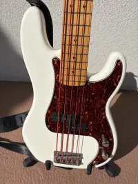 Squier Vintage Modified Precision 5 Basszusgitár 5 húros