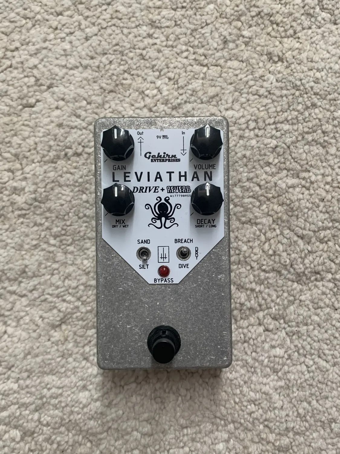 - Gehirn Enterprises  Leviathan Drive + Reverb Effekt pedál