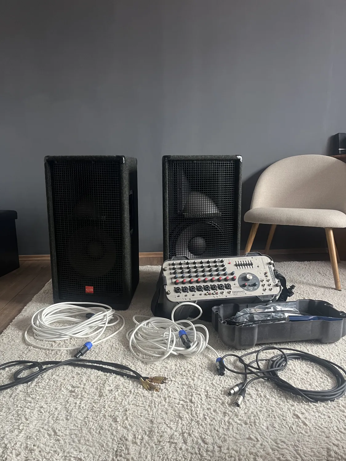 - Gigrac 300, 2db E&M CS122 Mixer