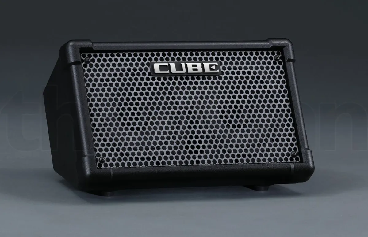 BOSS CUBE STREET II. Gitarre + Gesang-Combo
