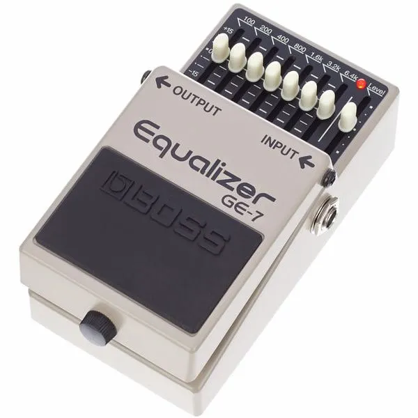 BOSS GE-7 Ecualizador